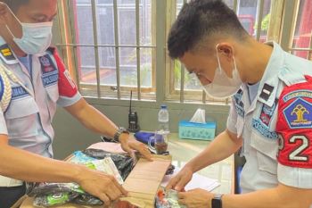 Petugas rutan gagalkan penyelundupan ganja kering lewat ojek online
