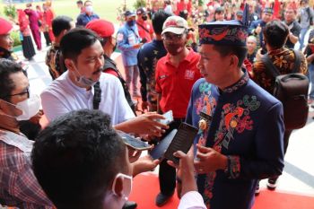 Nadalsyah akan siapkan lahan untuk pembangunan universitas