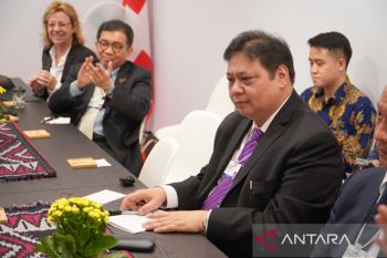 Airlangga bertemu Ratu Maxima dari Kerajaan Belanda jelaskan inklusi keuangan Indonesia