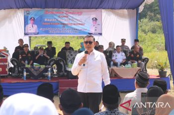 Kreatif, Pemkab Solok manfaatkan rel kereta api tidak terpakai untuk pembangunan jembatan di setiap nagari