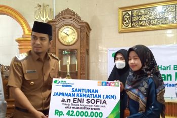 Baznas Kota Solok ikut sertakan 1.112 mustahik dalam program BPJamsostek