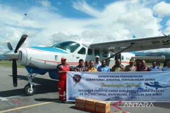 Pemkab Jayawijaya sebut tol udara mempermudah masyarakat peroleh semen