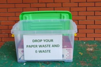 BEM UI beri bantuan beasiswa dari hasil konversi sampah