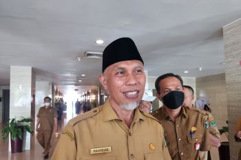 Gubernur Sumbar minta jajaran memastikan pasokan sapi kurban