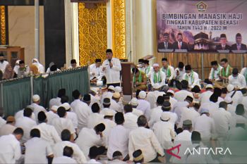 Jamaah calon haji Sukabumi mendapat enam kali bimbingan ibadah haji
