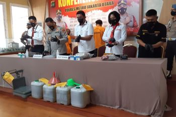 Tersangka pengurang timbangan minyak goreng ditangkap polisi