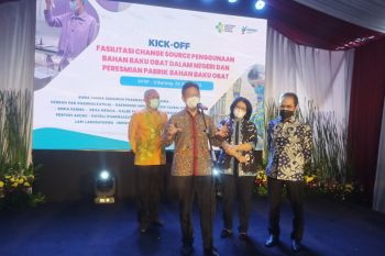 Menkes targetkan 50 persen bahan baku obat tersedia di dalam negeri