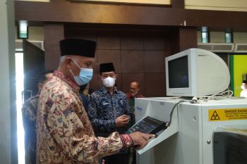 Gubernur Mahyeldi pastikan pelayanan maksimal untuk jamaah calon haji