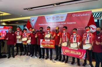 Atlet Timnas Esport dapat bonus ratusan juta rupiah