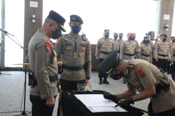 Kapolda Sumbar lantik AKBP Ferry Harahap sebagai Kapolresta Padang