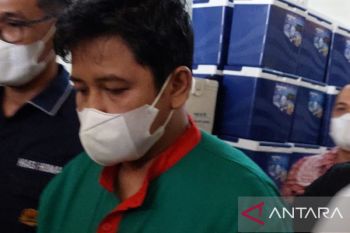 Polisi ciduk gitaris "Kahitna" Andrie Bayuajie terkait narkoba