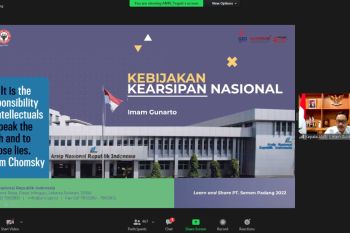 Semen Padang Gelar Learn dan Share Pengelolaan Arsip