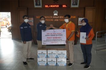 Semen Gresik salurkan bantuan untuk warga terdampak banjir rob di Semarang dan Demak