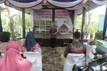 Bupati Sleman membuka Festival Gelar Produk Kelompok Wanita Tani