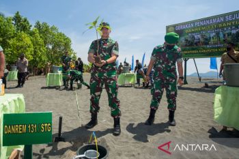 Danrem 131 Santiago minta warga  Sangihe ikut pelihara lingkungan