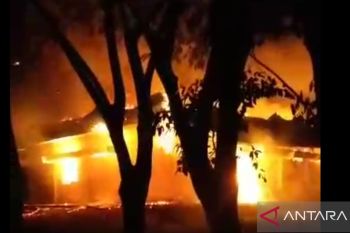 Gedung Logistik SPN Labuhan Panimba Terbakar