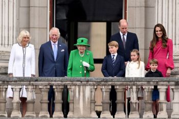 Ratu Elizabeth merasa tersentuh atas dukungan masyarakat dalam perayaan Platinum Jubilee