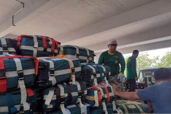 Jamaah Calon Haji Embarkasi Batam berangkat gunakan maskapai Saudi Airlines