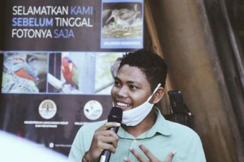 Komunitas Laut Biru Sulbar merestorasi terumbu karang di Gusung Toraja