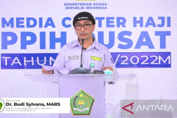 Terkonfirmasi positif COVID-19, keberangkatan 13 calon haji sempat tertunda