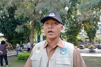 DLH Mataram optimalkan penanganan sampah di saluran