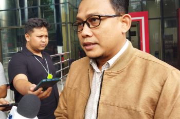 KPK limpahkan berkas perkara Hakim Itong ke pengadilan