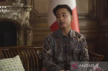 Gibran kenalkan batik hingga ke Paris