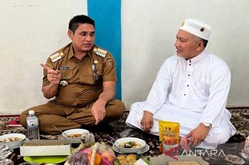 Jalin silaturahmi, Pj Bupati Kobar kunjungi sejumlah tokoh