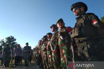 TNI-Polri apel gelar pasukan amankan kedatangan Presiden Jokowi di Wakatobi