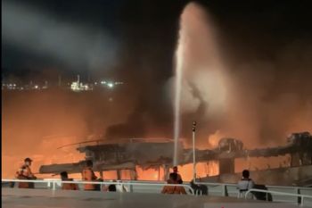 Seorang meninggal akibat kapal penumpang Batam-Pekanbaru terbakar