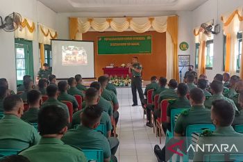 Tim Hukum Kodam XIII Merdeka berikan penyuluhan di Kodim Sangihe