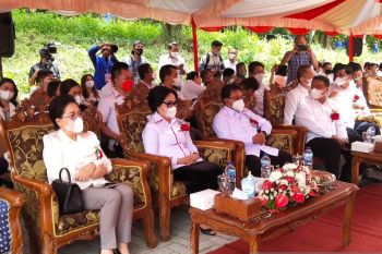 Penjabat Bupati Sangihe berharap mendapat bagian dari proyek PLTS