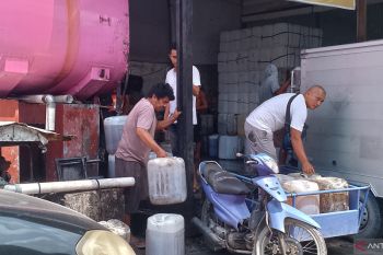 Distributor minta pengecer jual minyak goreng sesuai HET