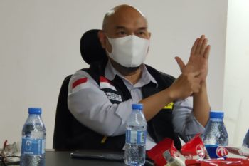 Cuaca panas, jamaah calon haji diminta pakai alas kaki saat di Tanah Suci