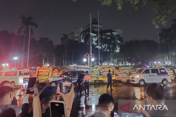 Hujan iringi kedatangan jenazah Eril