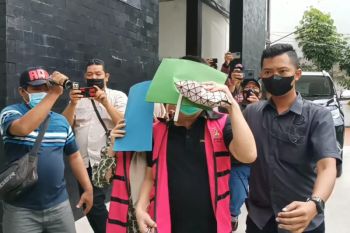 Pasangan suami istri bobol Bank Jatim senilai Rp60,2 miliar