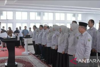 Wako Fadly Amran kukuhkan PPID, Bakohumas dan Wali Data