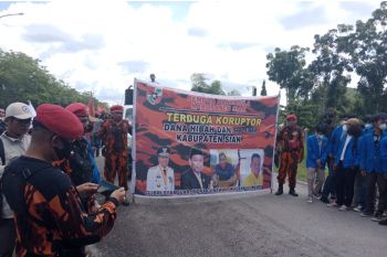 Demo dugaan korupsi hibah Siak, Kajari tidak bisa janjikan apa-apa