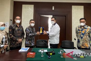 Bupati Solok serahkan proposal pembangunan ke Bappenas RI