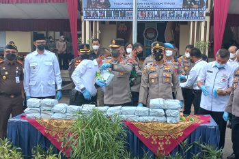 Hadiri pemusnahan narkotika terbesar, Wako apresiasi Polisi selamatkan generasi Bukittinggi
