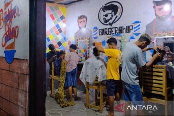 Pelanggan bisnis dan industri bersyukur tak terdampak penyesuaian tarif listrik