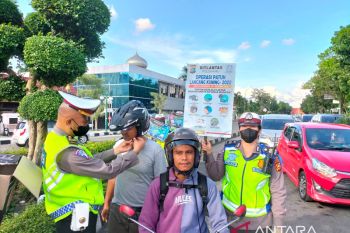 Ditlantas Polda Riau turun ke jalan edukasi dan motivasi masyarakat