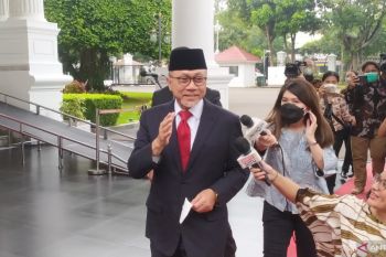Ketua PAN Zulkifili Hasan tiba di Istana Kepresidenan Jakarta