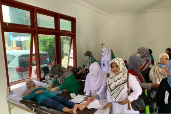 BKKBN Sumbar targetkan 12.415 orang ikuti pelayanan KB