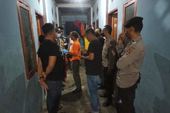 Jasad bayi terbungkus kantong kresek ditemukan di kamar kosan Kota Bima