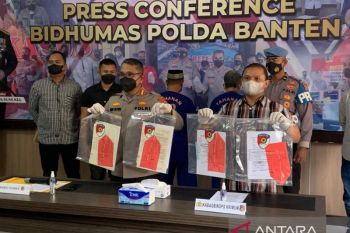 Polisi tangkap dua tersangka mafia tanah