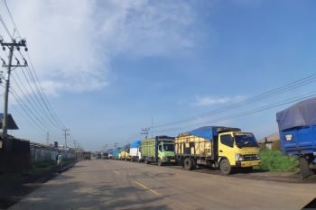 Polisi Jambi awasi ketat  agar  truk batubara tak lintasi jalan umum