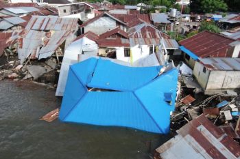 BMKG pasang PDS pengukur frekuensi natural dekat lokasi abrasi Amurang