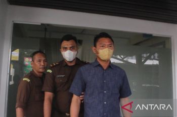 Majelis Hakim putuskan tahan terdakwa korupsi tambang bauksit di Bintan