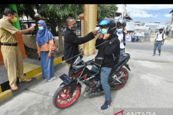 Warga Sulteng  diminta taati prokes karena kasus COVID-19 meningkat